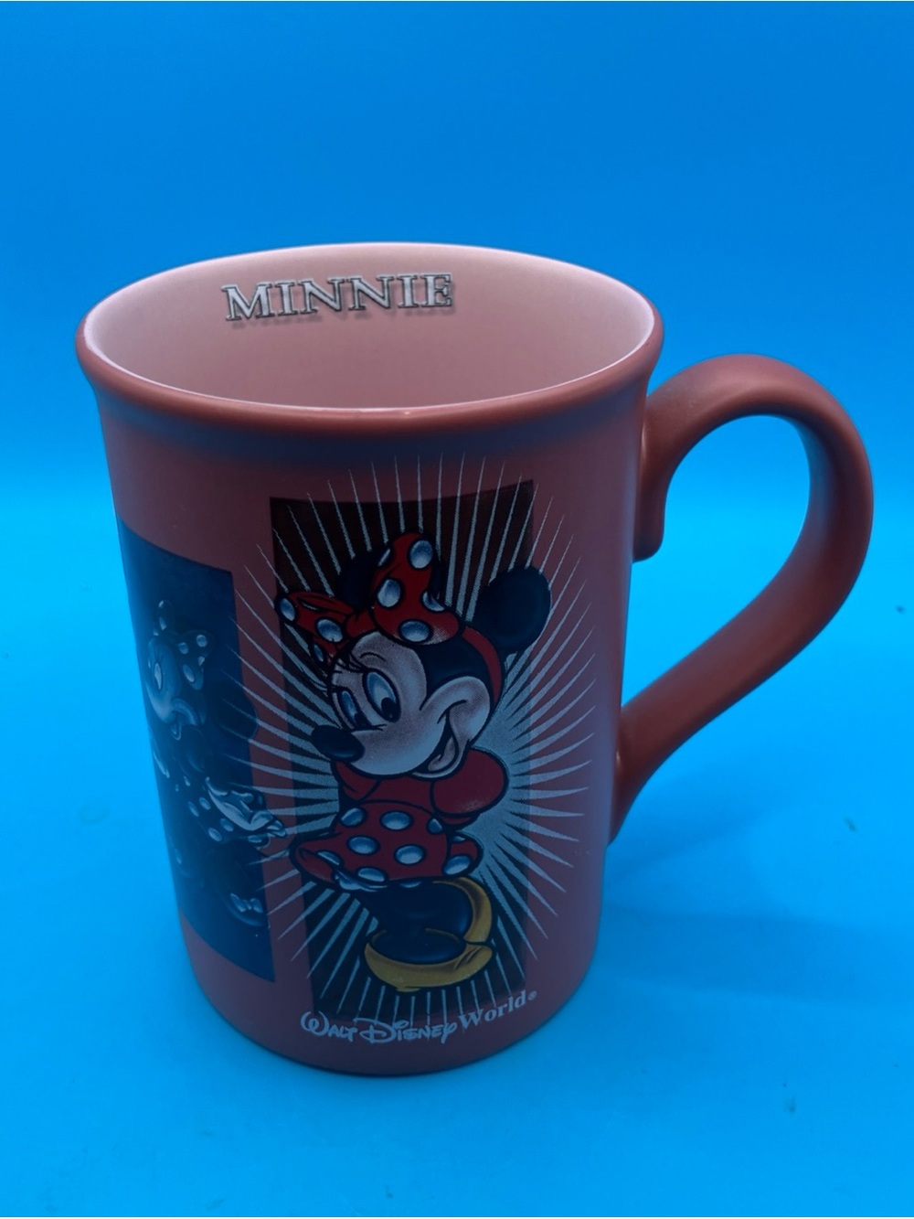 Walt Disney World Minnie Mouse Ceramic Tea Mug Coffee Cup Pink 12OZ
